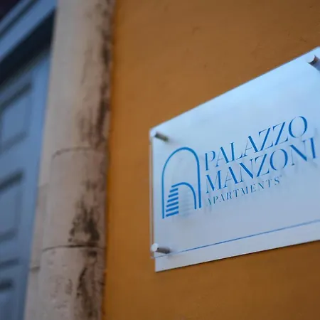 Palazzo Manzoni *