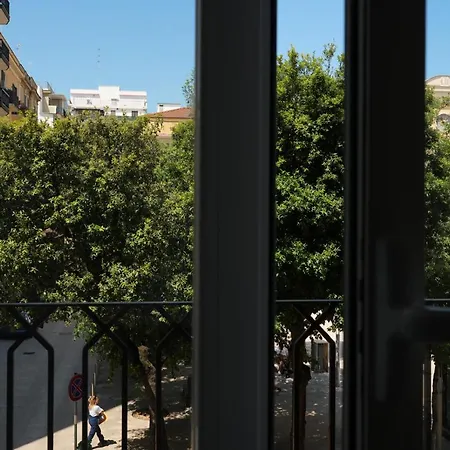 Palazzo Manzoni * 巴里