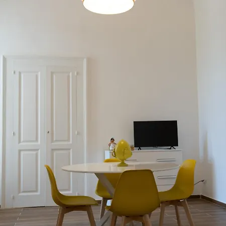 Apartment Palazzo Manzoni *